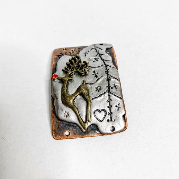 NWOT Plunder Design Rudolph Reindeer Pendant - Picture 1 of 1